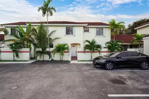 3208 San Remo Cir, Homestead, FL 33035