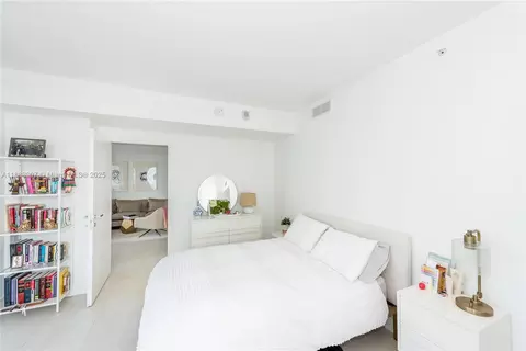 Bedroom - 1300 Brickell Bay Dr #708, Miami, FL 33131 photo 4 of 4
