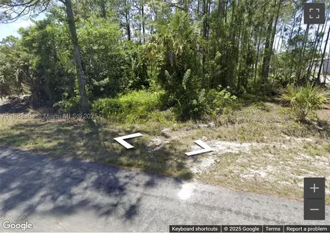 1417 Congress Ave, Lehigh Acres, FL 33972