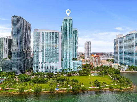 1900 N Bayshore Dr #4018, Miami, FL 33132