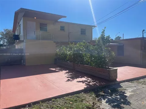 Exterior - 971 E 18th St, Hialeah, FL 33013 photo 7 of 8