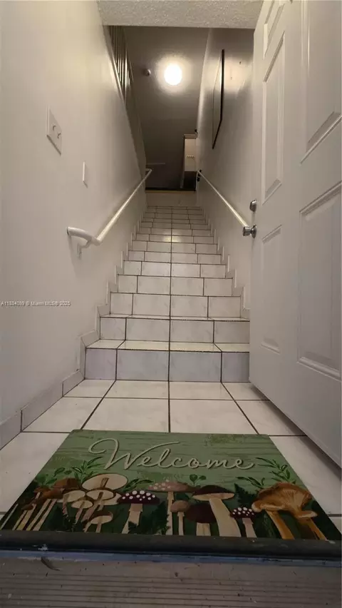Other - 6873 W 36th Ave #202, Hialeah, FL 33018 photo 3 of 10