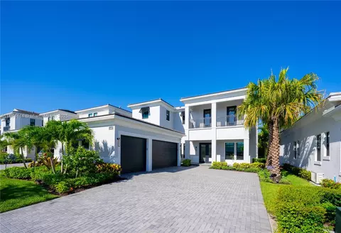 13402 Artisan Cir, Palm Beach Gardens, FL 33418