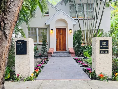 1515 SW 10th St, Miami, FL 33135