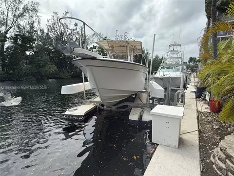 3660 NE 166th St Apt 101 40 Deeded Dock #101 +40' DEEDED DOCK, North Miami Beach, FL 33160
