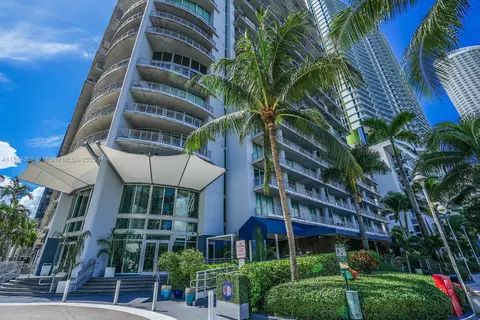 690 SW 1st Ct #2032, Miami, FL 33130