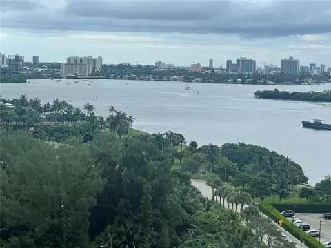 780 NE 69 #1608, Miami, FL 33138
