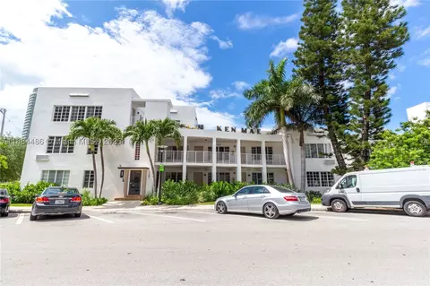1241 14th St #9, Miami Beach, FL 33139