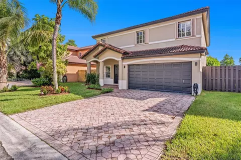 13505 SW 122nd Ave, Miami, FL 33186