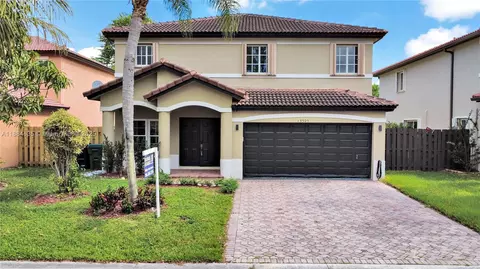 13505 SW 122nd Ave, Miami, FL 33186
