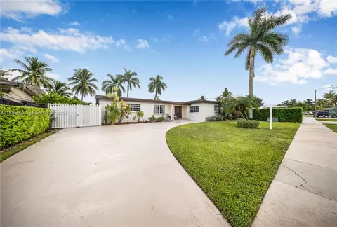 17931 NW 85th Ave, Hialeah, FL 33015 photo 3