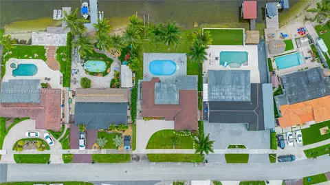 17931 NW 85th Ave, Hialeah, FL 33015 photo 42