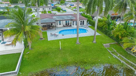 17931 NW 85th Ave, Hialeah, FL 33015 photo 45