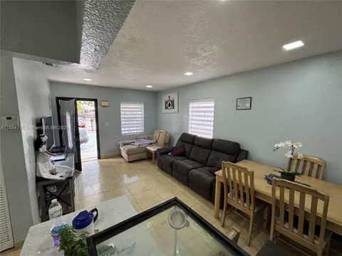 Other - 825 E 9th Ln, Hialeah, FL 33010 photo 4 of 5