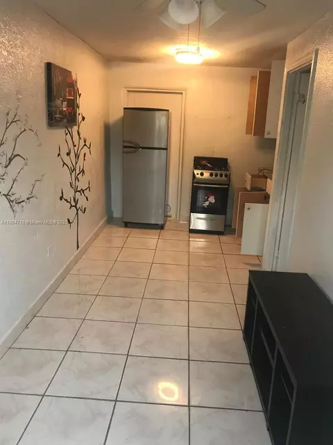 Other - 825 E 9th Ln, Hialeah, FL 33010 photo 5 of 5