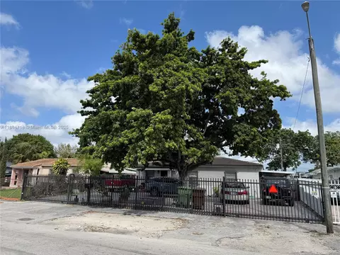 Other - 825 E 9th Ln, Hialeah, FL 33010 photo 3 of 5