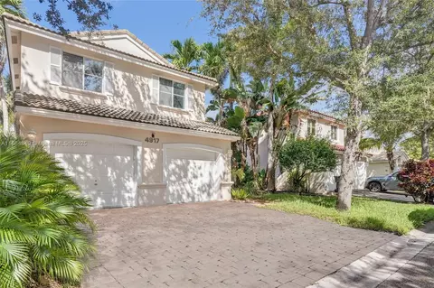 4917 SW 32nd Way, Fort Lauderdale, FL 33312