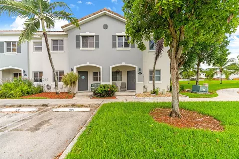 1597 SE 31st Ct, Homestead, FL 33035