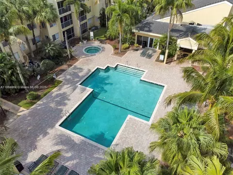 5720 Rock Island Rd #396, Tamarac, FL 33319