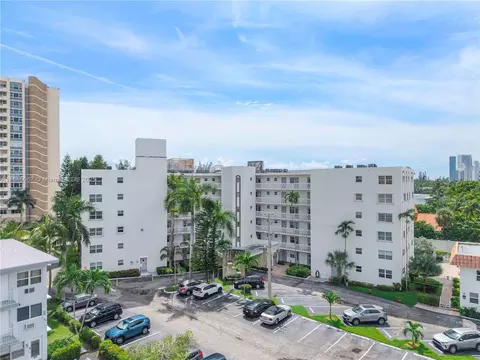 3199 S Ocean Dr #206, Hallandale Beach, FL 33009