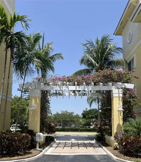 150 NE 15th Ave #144, Fort Lauderdale, FL 33301