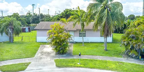 10274 SW 169th Ter, Miami, FL 33157