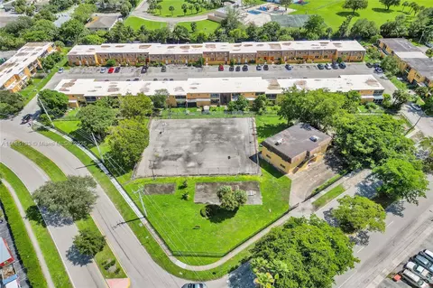 2600 NW 60th Ter, Sunrise, FL 33313