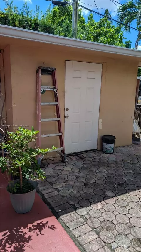 Other - 900 W 50th Pl, Hialeah, FL 33012 photo 15 of 16