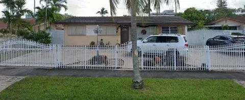 900 W 50th Pl, Hialeah, FL 33012