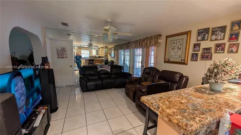Other - 900 W 50th Pl, Hialeah, FL 33012 photo 10 of 16