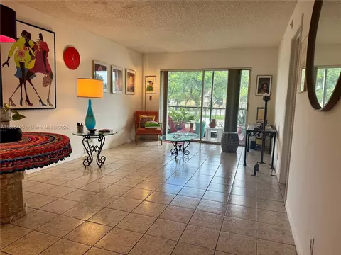 4168 NW 90th Ave #205, Coral Springs, FL 33065