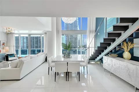 200 Biscayne Boulevard Way #505, Miami, FL 33131