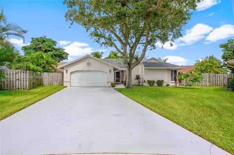 10445 NW 31st Ct, Sunrise, FL 33351