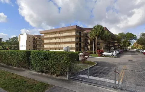 6555 W Broward Blvd #104, Plantation, FL 33317