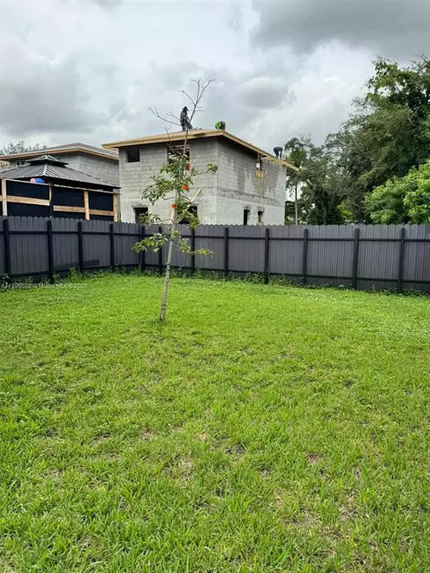 Exterior - 2771 NW 43rd Ter, Miami, FL 33142 photo 4 of 5