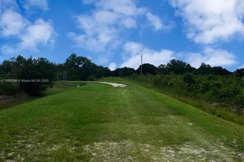 20533 NW 250th St, Okeechobee, FL 34972