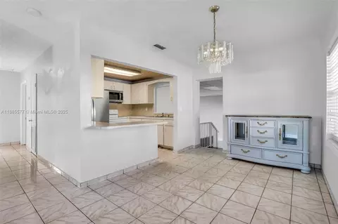 Other - 280 E 39th St, Hialeah, FL 33013 photo 2 of 13
