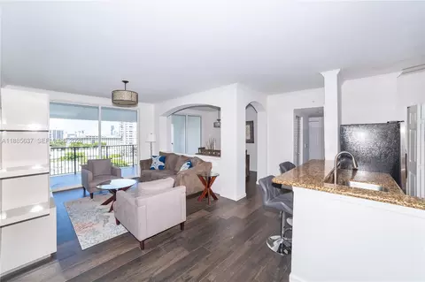 17150 N Bay Rd #2914, Sunny Isles Beach, FL 33160