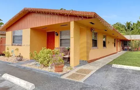 901 NE 39th St, Oakland Park, FL 33334