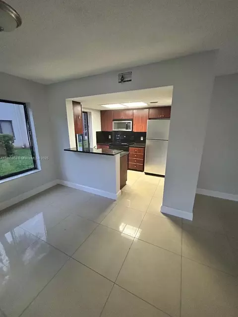 3247 Coral Lake Way #3247, Coral Springs, FL 33065