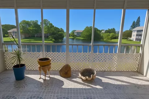 2850 Forest Hills Blvd #204, Coral Springs, FL 33065