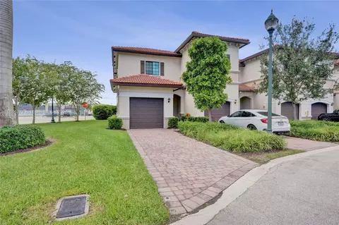4204 N Dixie Hwy #1, Oakland Park, FL 33334
