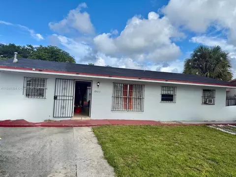 19611 NW 47th Ave, Miami Gardens, FL 33055