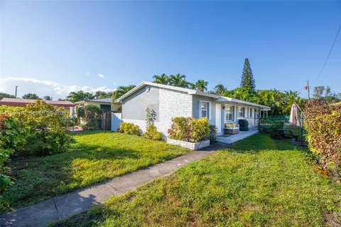 2235 Coolidge St, Hollywood, FL 33020
