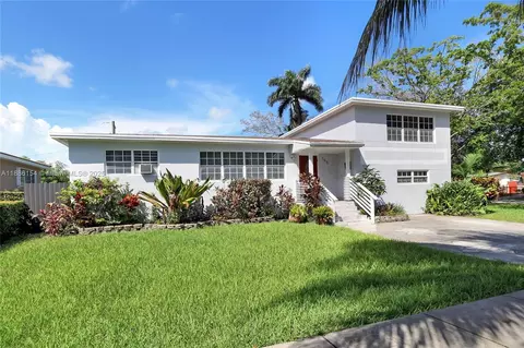 195 NE 121st Ter, North Miami, FL 33161