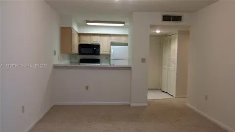 1280 S Alhambra Cir #2117, Coral Gables, FL 33146