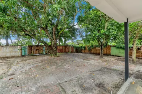 924 W 28th St, Hialeah, FL 33010 photo 33