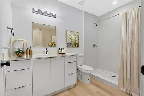 924 W 28th St, Hialeah, FL 33010 photo 23