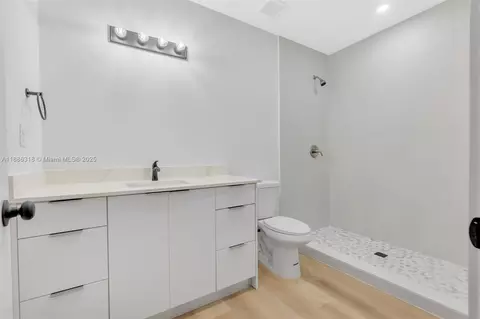 924 W 28th St, Hialeah, FL 33010 photo 22