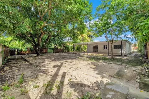 924 W 28th St, Hialeah, FL 33010 photo 39